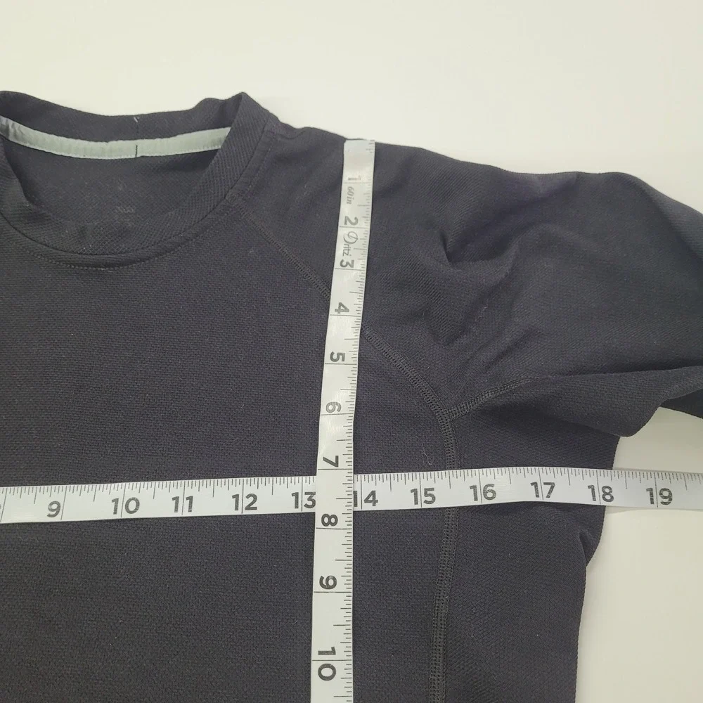 Patagonia Capilene Womens M Black Long Sleeve‎ Base Layer Top Raglan Crew Neck